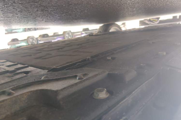 Used Hima Luxeed R7 2025 Extended-Range 331km Ultra Chassis Front Right