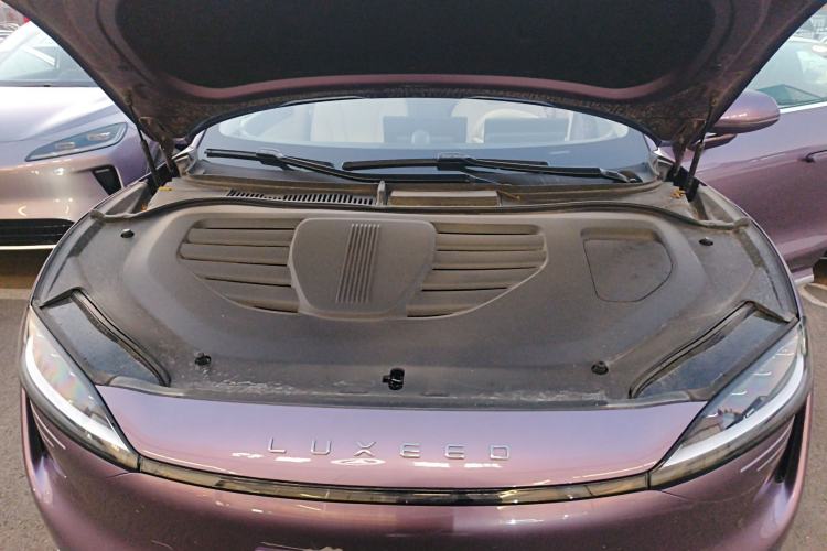 Used Hima Luxeed R7 2025 Extended-Range 331km Ultra Engine Bay
