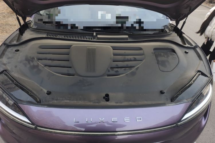 Used Hima Luxeed R7 2025 Range-Extended Version 251 km Max Engine Bay