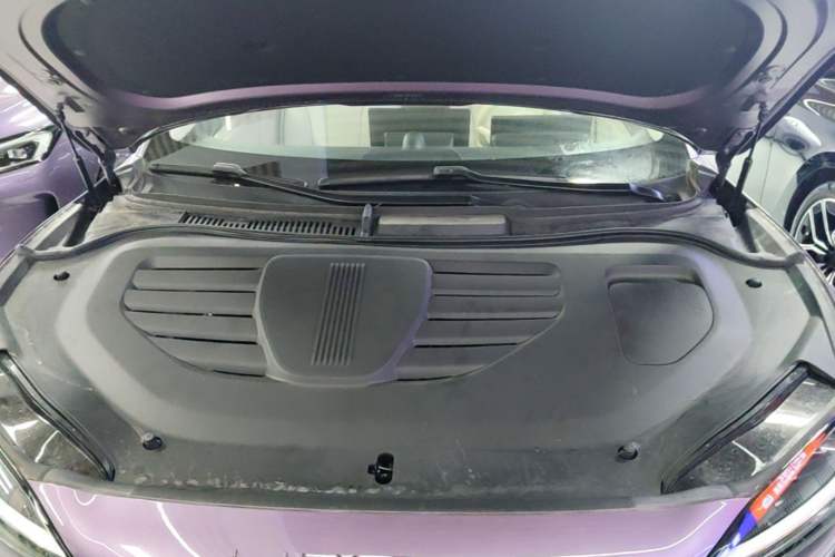 Used Hima Luxeed R7 2025 Extended-Range 331km Ultra Engine Bay