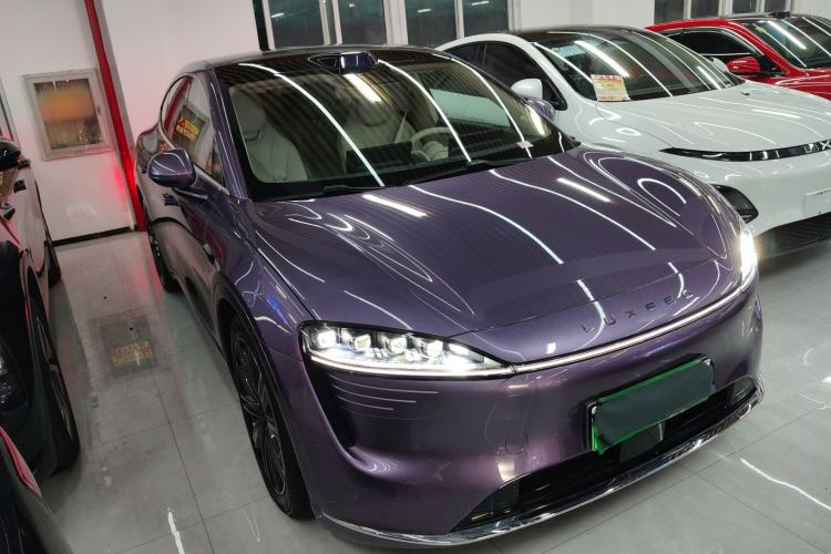 Used Hima Luxeed R7 2025 Extended-Range 331km Ultra Exterior 1