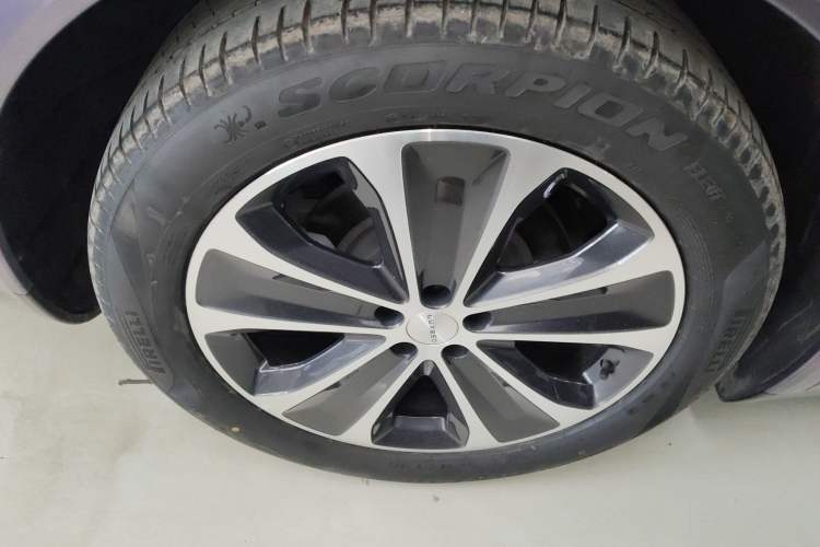 Used Hima Luxeed R7 2025 Range-Extended Version 251 km Max Exterior 3