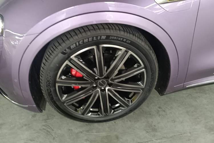Used Hima Luxeed R7 2025 Extended-Range 331km Ultra Exterior 4