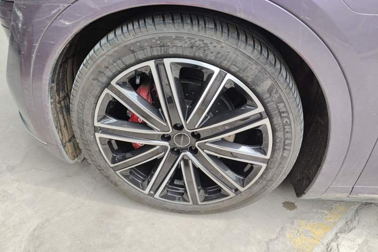 Used Hima Luxeed R7 2025 Extended-Range 331km Ultra Exterior 4