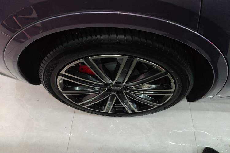 Used Hima Luxeed R7 2025 Extended-Range 331km Ultra Exterior 5