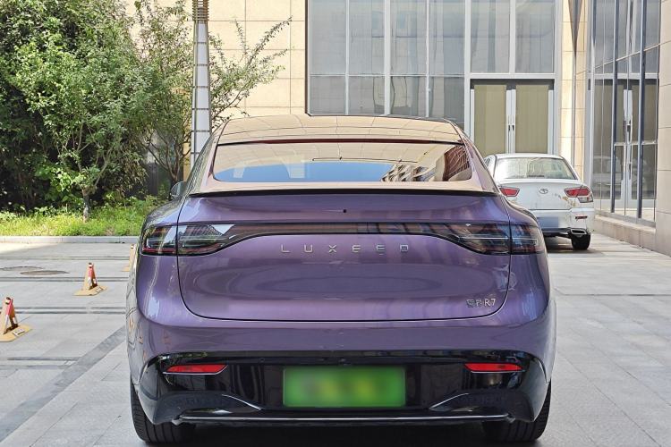 Used Hima Luxeed R7 2025 Range-Extended Version 251 km Max Exterior 6
