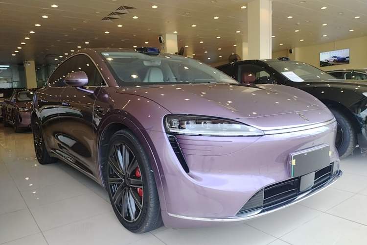Used Hima Luxeed R7 2025 Extended-Range 331km Ultra Front Right 45 Deg