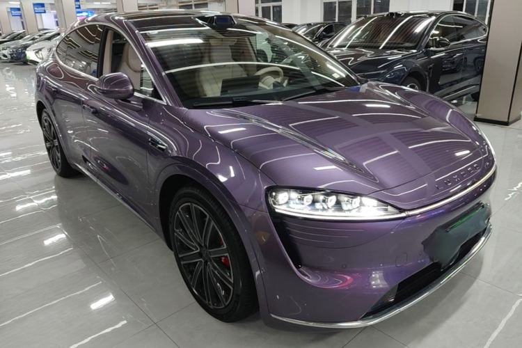 Used Hima Luxeed R7 2025 Extended-Range 331km Ultra Front Right 45 Deg