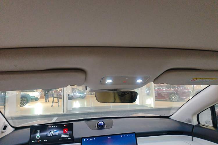 Used Hima Luxeed R7 2025 Extended-Range 331km Ultra Headliner