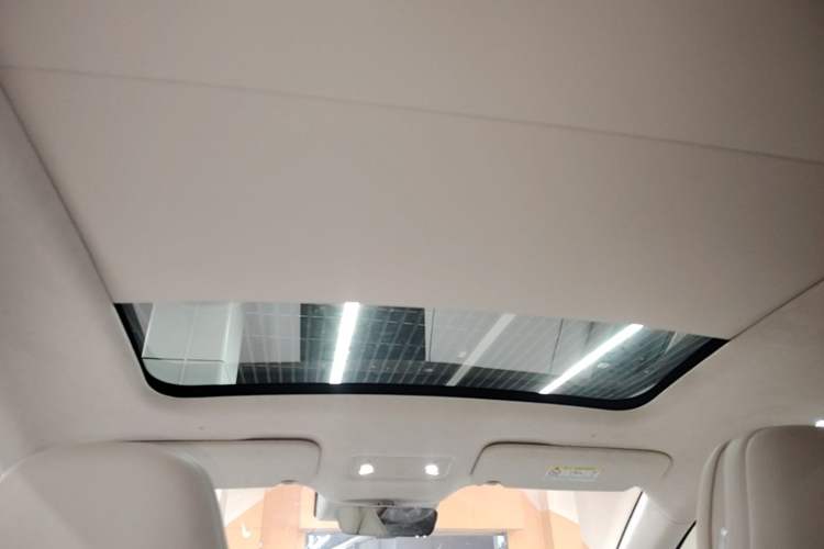 Used Hima Luxeed R7 2025 Extended-Range 331km Ultra Headliner