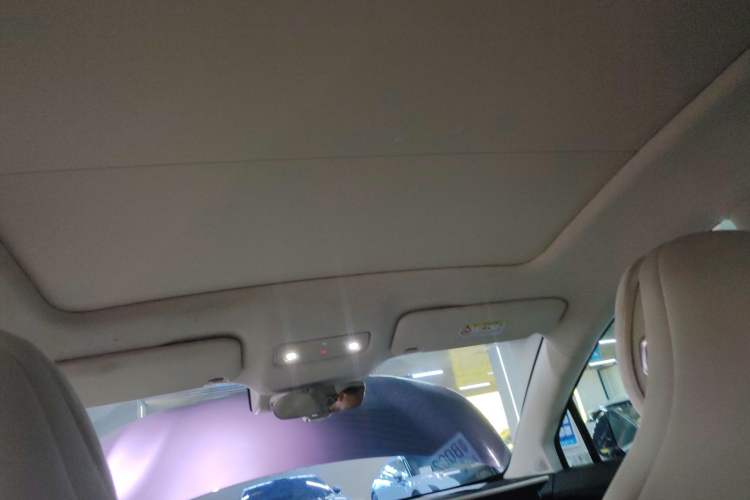 Used Hima Luxeed R7 2025 Range-Extended Version 251 km Max Headliner