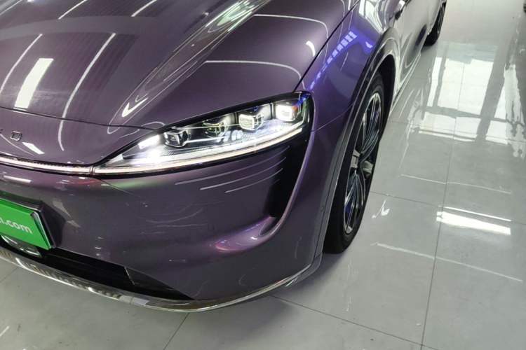Used Hima Luxeed R7 2025 Extended-Range 331km Ultra Left Front Headlight