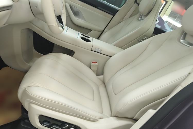 Used Hima Luxeed R7 2025 Extended-Range 331km Ultra Left Front Seat
