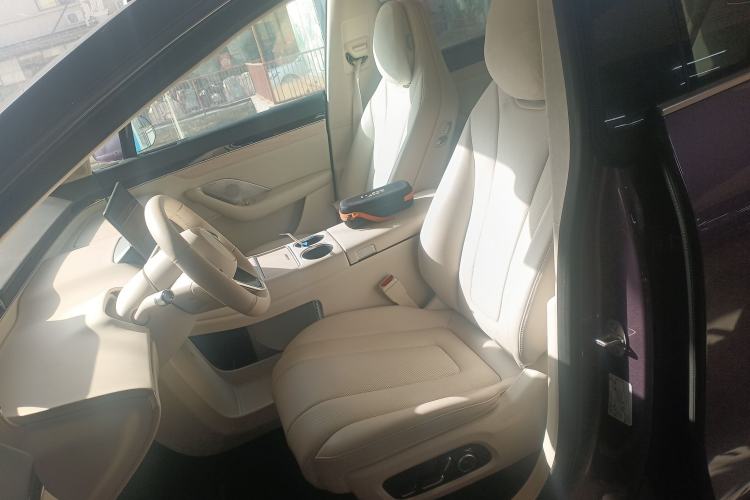 Used Hima Luxeed R7 2025 Range-Extended Version 251 km Max Left Front Seat