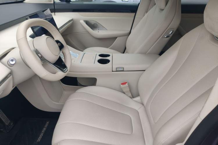 Used Hima Luxeed R7 2025 Extended-Range 331km Ultra Left Front Seat