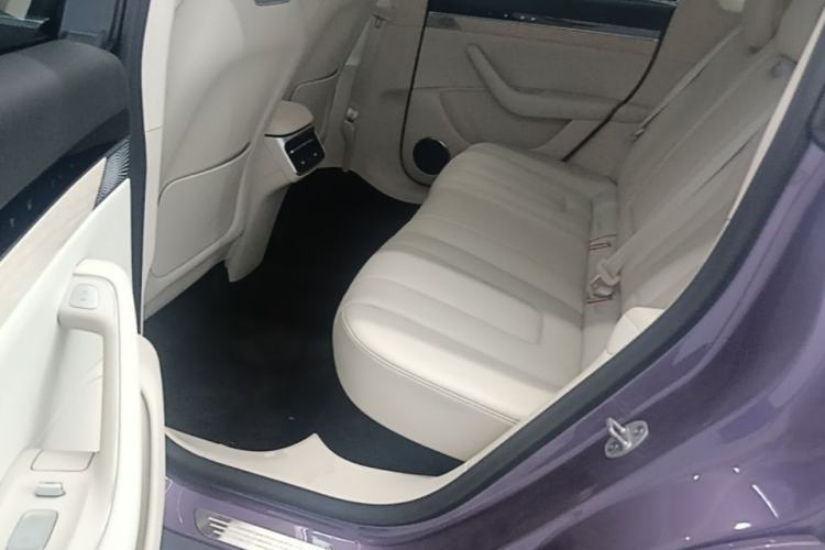 Used Hima Luxeed R7 2025 Extended-Range 331km Ultra Left Rear Seat