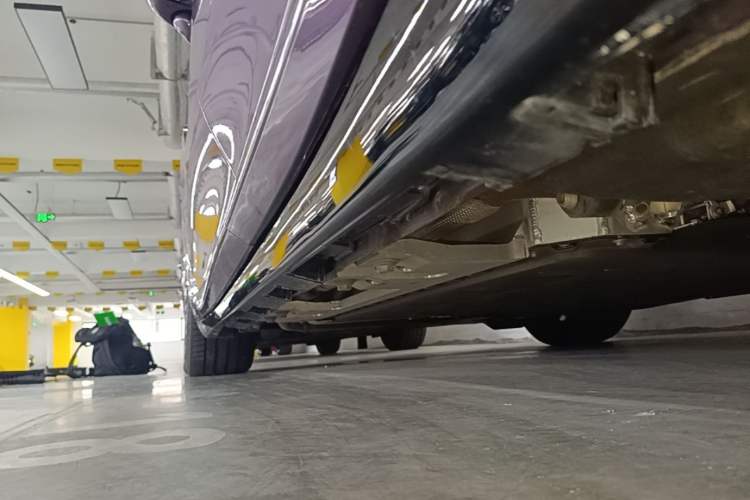 Used Hima Luxeed R7 2025 Extended-Range 331km Ultra Left Side Sill