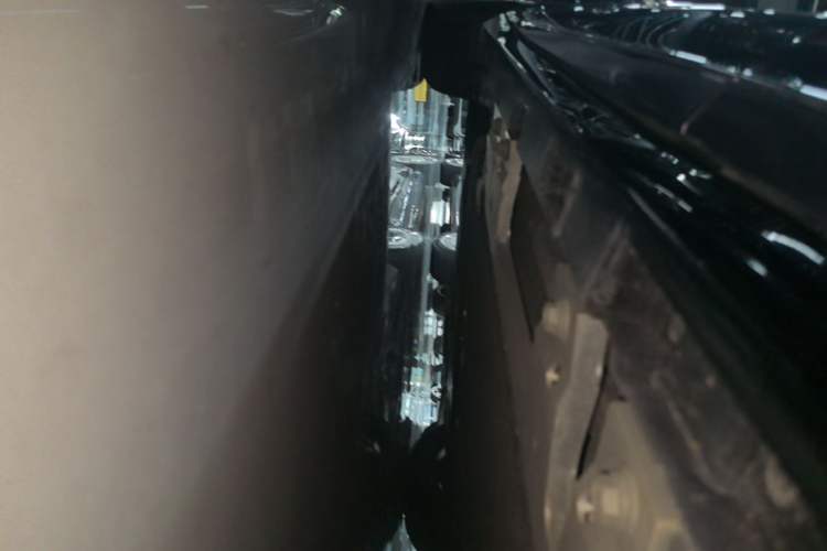 Used Hima Luxeed R7 2025 Range-Extended Version 251 km Max Left Side Sill