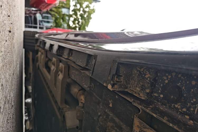 Used Hima Luxeed R7 2025 Extended-Range 331km Ultra Left Side Sill
