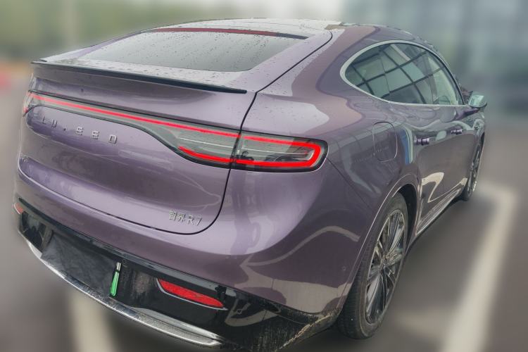 Used Hima Luxeed R7 2025 Extended-Range 331km Ultra Rear Right 45 Deg