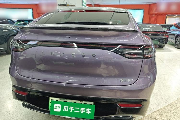 Used Hima Luxeed R7 2025 Range-Extended Version 251 km Max Rear