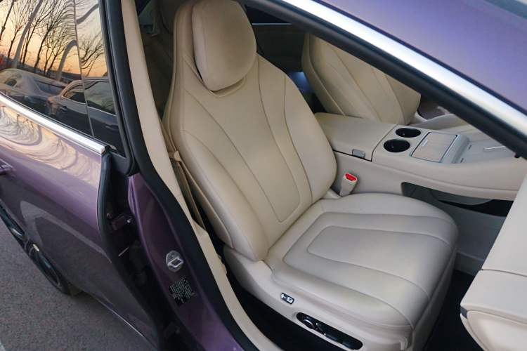 Used Hima Luxeed R7 2025 Extended-Range 331km Ultra Right Front Seat