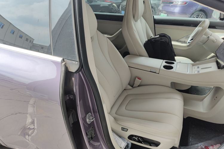 Used Hima Luxeed R7 2025 Extended-Range 331km Ultra Right Front Seat