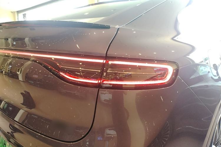 Used Hima Luxeed R7 2025 Extended-Range 331km Ultra Right Rear Taillight