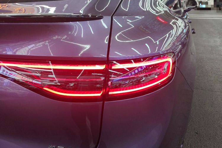 Used Hima Luxeed R7 2025 Range-Extended Version 251 km Max Right Rear Taillight