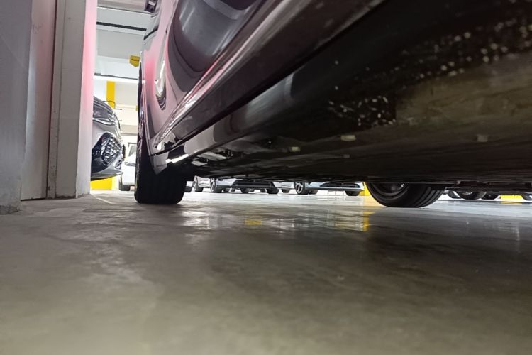 Used Hima Luxeed R7 2025 Extended-Range 331km Ultra Right Side Sill