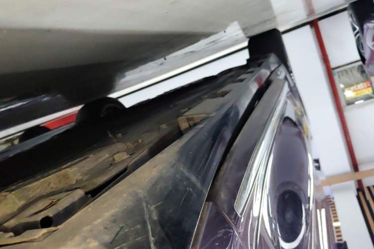 Used Hima Luxeed R7 2025 Extended-Range 331km Ultra Right Side Sill