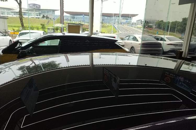 Used Hima Luxeed R7 2025 Range-Extended Version 251 km Max Roof