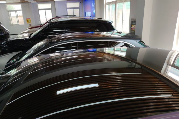 Used Hima Luxeed R7 2025 Extended-Range 331km Ultra Roof