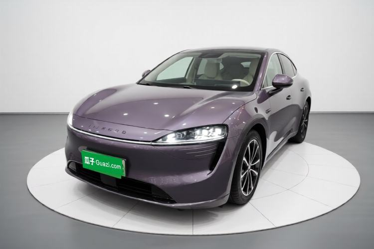 Używany Hima Luxeed R7 2025 Range-Extended Version 251 km Max Guazi used car, China used car export, Used car for sale, Used cars, Cheapest cars for sale