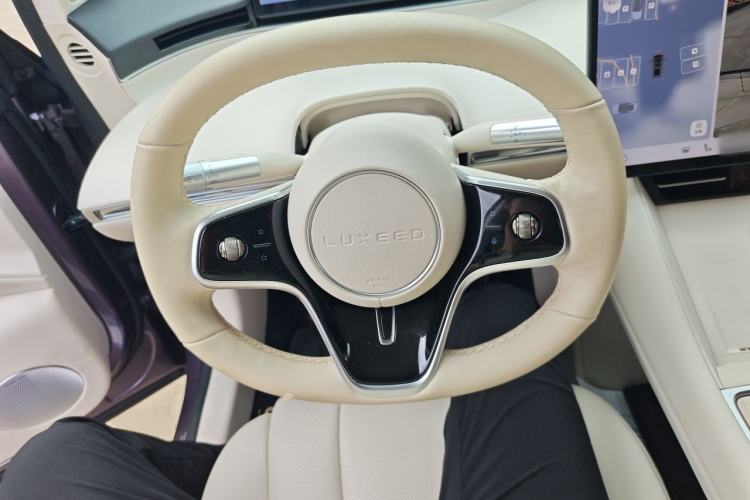 Used Hima Luxeed R7 2025 Extended-Range 331km Ultra Steering Wheel