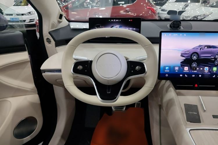 Used Hima Luxeed R7 2025 Range-Extended Version 251 km Max Steering Wheel