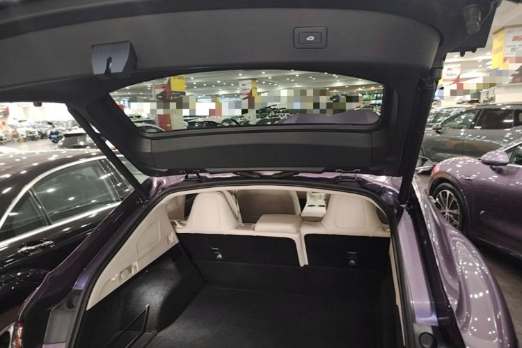 Used Hima Luxeed R7 2025 Range-Extended Version 251 km Max Trunk