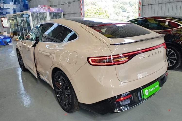 Used Hima Luxeed R7 2025 Range-Extended Version 251 km Max Rear Left 45 Deg