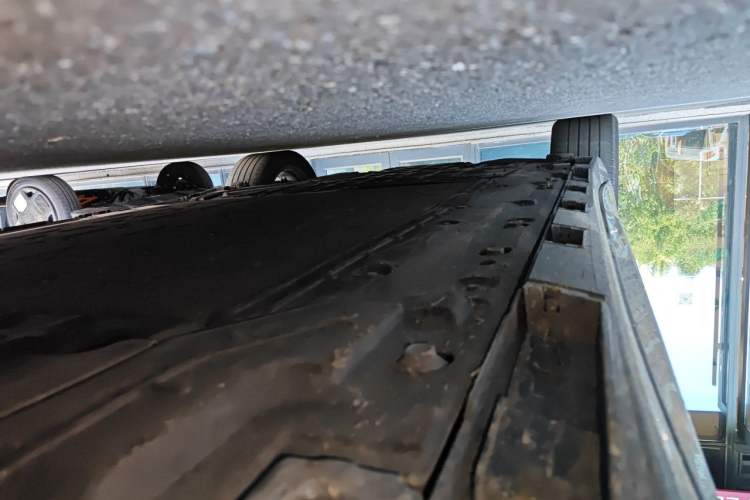 Used Hima Luxeed R7 2025 Extended-Range 251km Pro Chassis Front Right