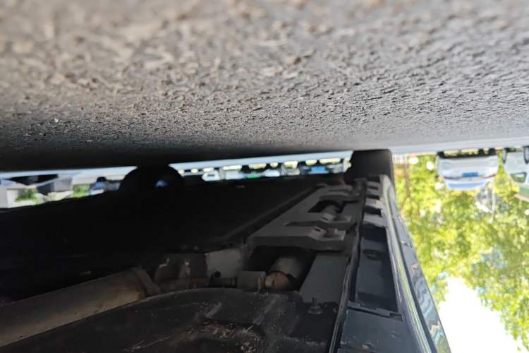 Used Hima Luxeed R7 2025 Extended-Range 251km Pro Chassis Rear Left