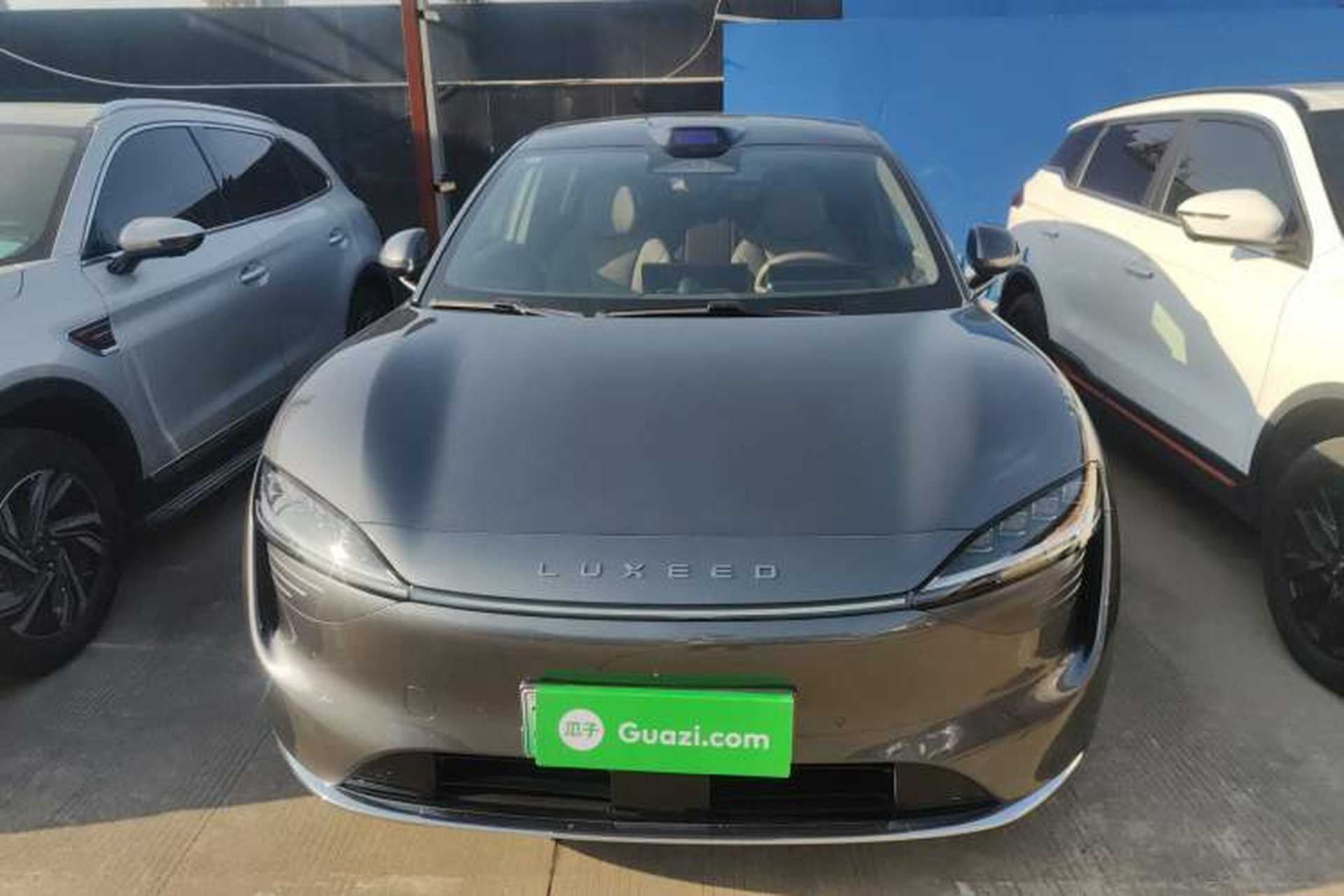 Used Hima Luxeed R7 2025 Range-Extended Version 251 km Max Exterior 1