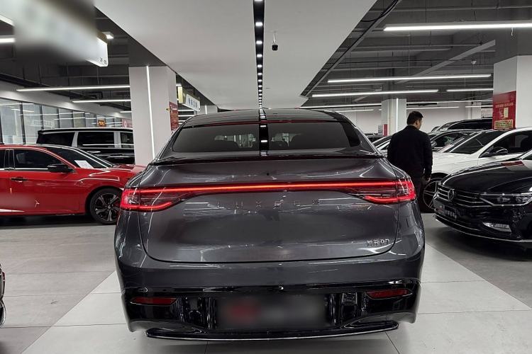 Used Hima Luxeed R7 2025 Range-Extended Version 251 km Max Exterior 4
