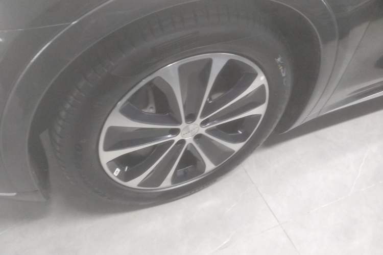 Used Hima Luxeed R7 2025 Range-Extended Version 251 km Max Exterior 7