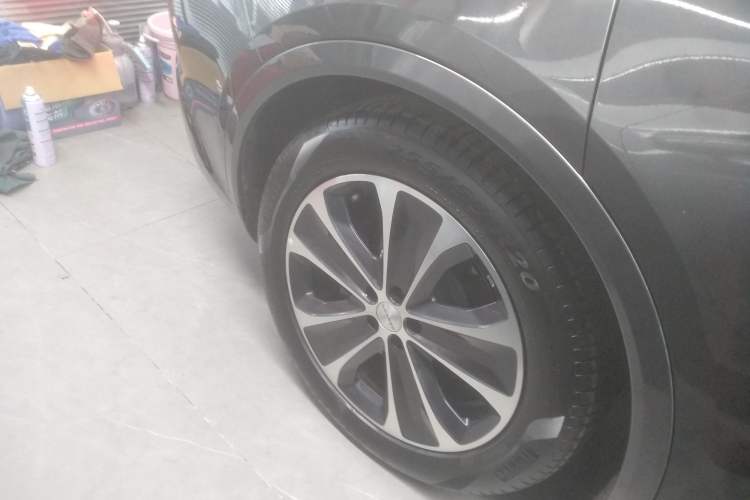 Used Hima Luxeed R7 2025 Range-Extended Version 251 km Max Exterior 8