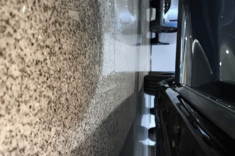 Used Hima Luxeed R7 2025 Extended-Range 331km Ultra Right Side Sill
