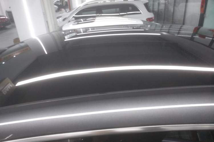 Used Hima Luxeed R7 2025 Range-Extended Version 251 km Max Roof