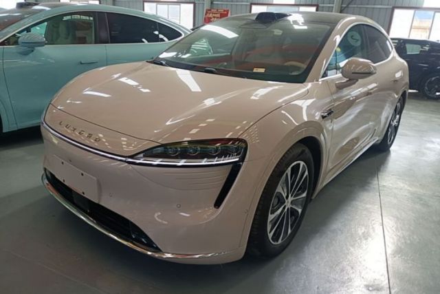 Used Hima Luxeed R7 2025 Range-Extended Version 251 km Max