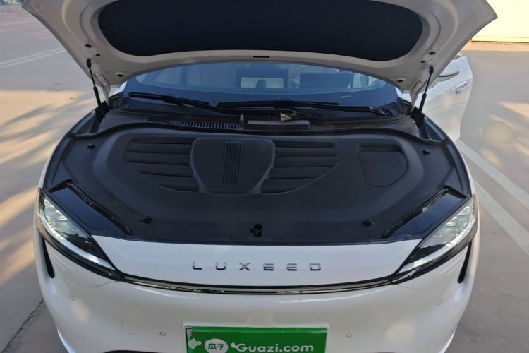 Used Hima Luxeed R7 2025 Range-Extended Version 251 km Max Engine Bay