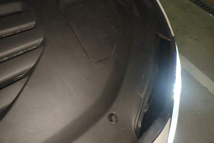 Used Hima Luxeed R7 2025 Extended-Range 251km Pro Engine Bay Left