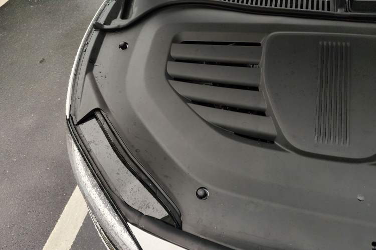 Used Hima Luxeed R7 2025 Extended-Range 331km Ultra Engine Bay Right